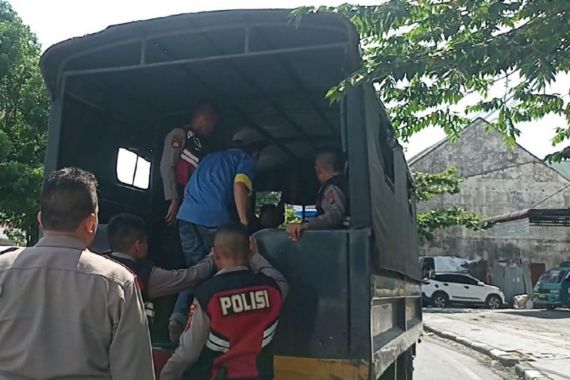 Polisi Tangkapi Juru Parkir Liar di Medan, Ada Uang Tunai Sebanyak Ini - JPNN.COM