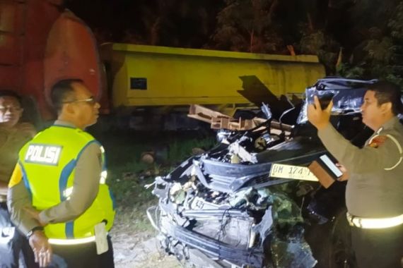 Kata Polisi soal Kecelakaan Maut di Tol Pekanbaru-Dumai yang Melibatkan Anak 17 Tahun - JPNN.COM
