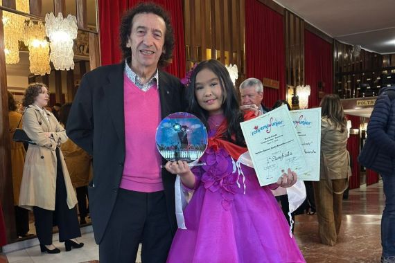 Membanggakan, Aurellie Harumkan Indonesia Lewat Kompetisi Sanremo Junior di Italia - JPNN.COM