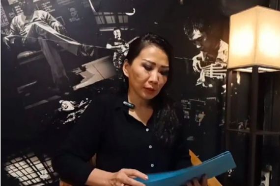 Lisa Berharap Publik dan Pemerintah Membantu Selamatkan Anaknya - JPNN.COM