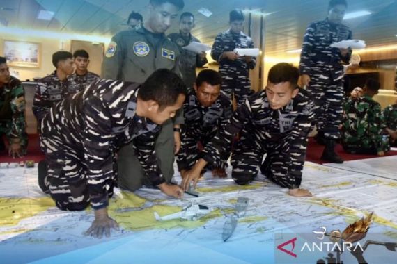 Enam Kapal Perang Disiapkan Untuk Operasi Trisila di Papua & Maluku - JPNN.COM