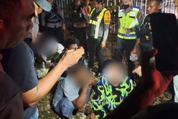 5 Mahasiswa Ini Ditangkap Polisi saat Pesta Miras dan Ganja, Duh - JPNN.COM