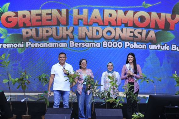 Dukung Penurunan Emisi Karbon, Pupuk Indonesia Tanam 8.000 Bibit Pohon di 7 Wilayah - JPNN.COM