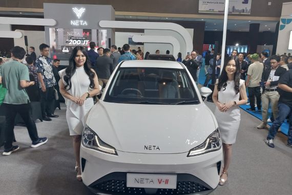 Neta V-II Gebrak Lantai PEVS 2024, Harganya Bikin Kaget - JPNN.COM