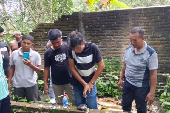 Dua Pengedar Narkoba di Agam Ditangkap Seusai Pesta Sabu-Sabu - JPNN.COM