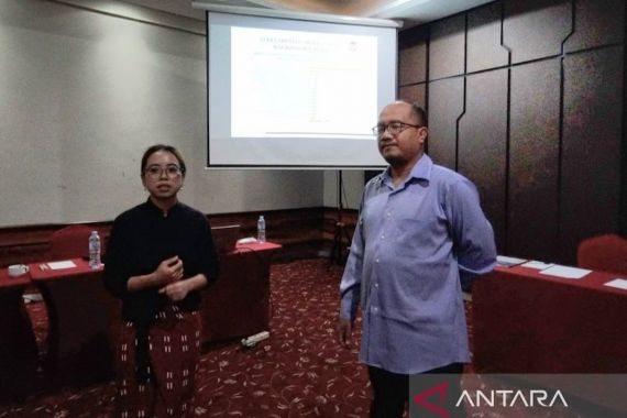 Survei WE Institut: Elektabilitas Eri Cahyadi Tertinggi untuk Pilkada Surabaya 2024 - JPNN.COM