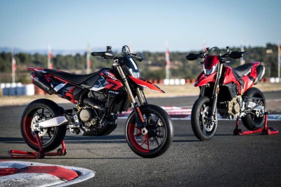 Ducati Hypermotard 698 Mono Resmi Mengaspal di Indonesia, Ada Varian RVE - JPNN.COM