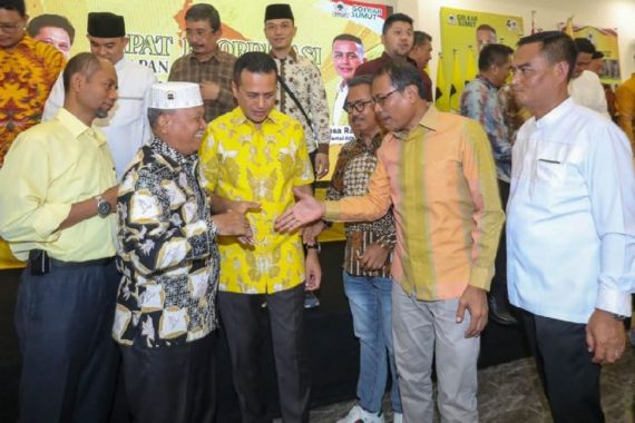 243 Orang Sudah Daftar, Golkar Segera Seleksi Balon Kada di Sumut - JPNN.COM