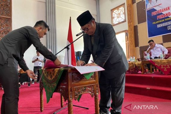 Seusai Dilantik, PPPK Jangan Langsung Menggadaikan SK ke Perbankan - JPNN.COM