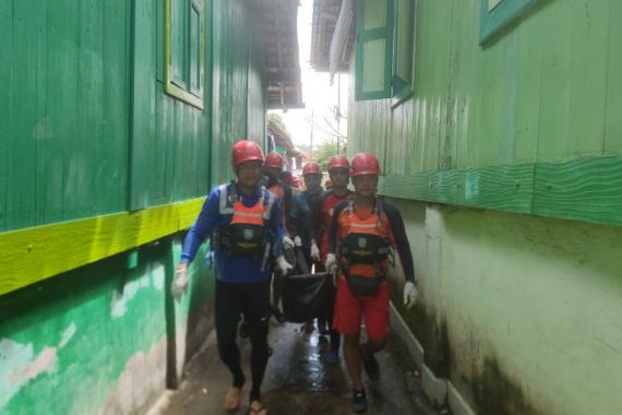 Korban Kedua yang Tenggelam di Sungai Enim Ditemukan Sudah Meninggal Dunia - JPNN.COM