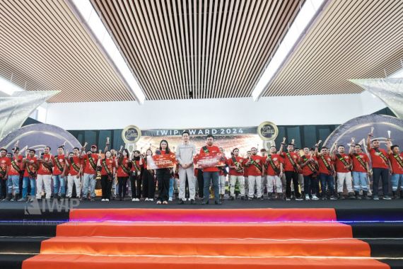 IWIP Award 2024 Tingkatkan Kinerja dan Inspirasi Karyawan - JPNN.COM