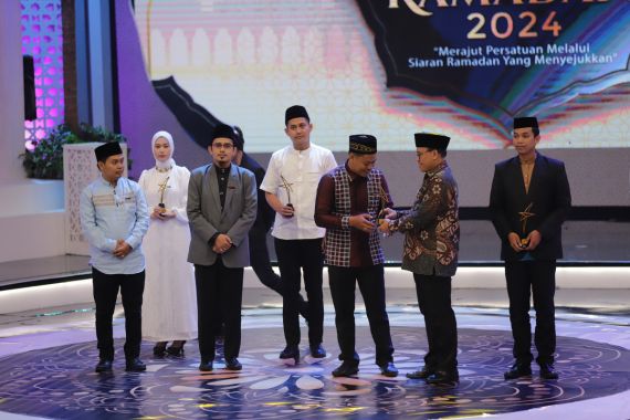 Ini Daftar Pemenang Anugerah Syiar Ramadan 2024 - JPNN.COM