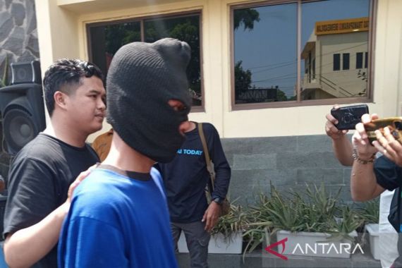 Wanita di Cirebon Dibunuh Teman Kencan Gegara Tarif, Mayat Disembunyikan di Lemari - JPNN.COM