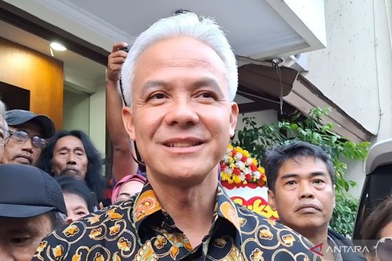PDIP Beri Ganjar Tugas Baru di Pilkada Serentak 2024 - JPNN.COM