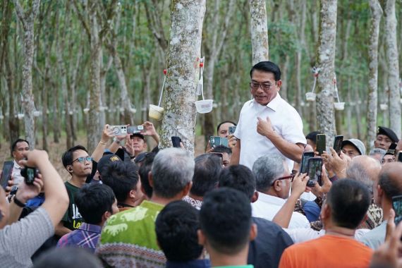 Moeldoko Pastikan Nasib Petani Karet Segera Meningkat - JPNN.COM