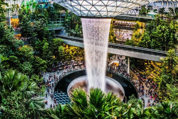 Lebih dari Sekadar Transit, Bandara Changi Jadi Destinasi Wajib Dikunjungi - JPNN.COM