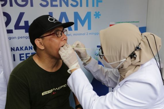 Riset Ungkap Masyarakat Malas ke Dokter Gigi, Sensodyne Lakukan Ini - JPNN.COM