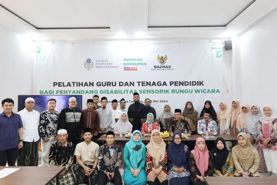 BAZNAS Adakan Program TOT Pengajar Al-Qur'an Isyarat - JPNN.COM