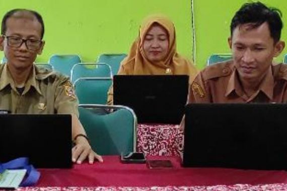 Pengangkatan PPPK 2024 Fokus untuk Penyelesaian Honorer, P1 Swasta Kejepit - JPNN.COM