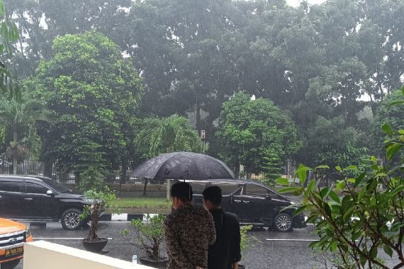 Prakiraan Cuaca Banten Hari Ini, Warga 4 Daerah Harap Waspada - JPNN.COM