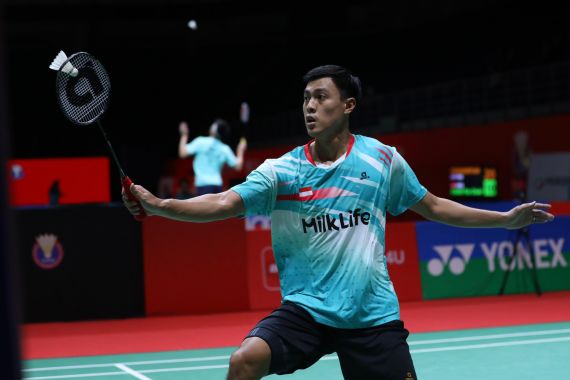 Tembus Babak Utama Malaysia Masters 2024, Shesar Hiren Rhustavito Ditunggu Lawan Tangguh - JPNN.COM