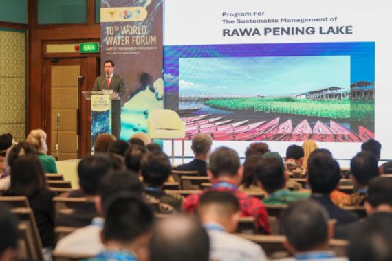 Berbicara di WWF Bali 2024, Nana Sudjana: Pengelolaan Danau Rawa Pening untuk Kepentingan Masyarakat - JPNN.COM