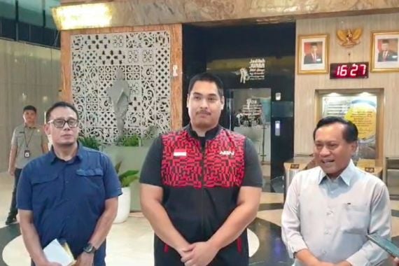 Dito Ariotedjo Komentari Langkah Bobby Maju Pilgubsu dari Gerindra: Tidak Kecele, Justru Positif - JPNN.COM