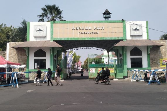 Innalillahi, Satu Jemaah Calon Haji Asal Asrama Donohudan Solo Meninggal Dunia di Madinah - JPNN.COM