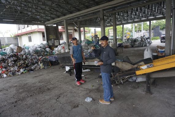 Klungkung Akan Bangun Tempat Kelola Sampah Berteknologi Zero Waste - JPNN.COM