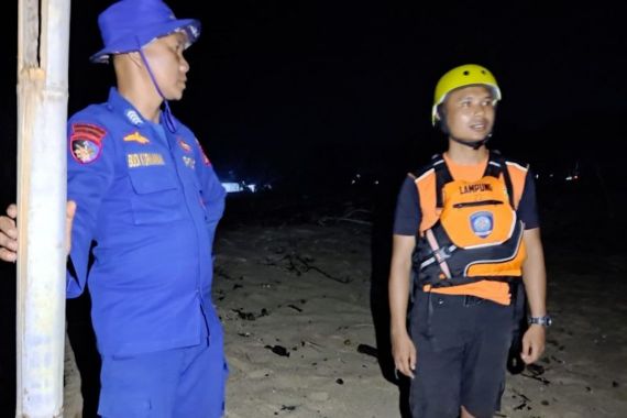 Seorang Pemancing Hilang Tenggelam di Pantai Pesisir Barat, Begini Kejadiannya - JPNN.COM