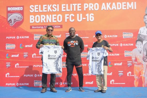 Pupuk Kaltim Fasilitasi Seleksi Terbuka Borneo FC U-16 di Bontang - JPNN.COM