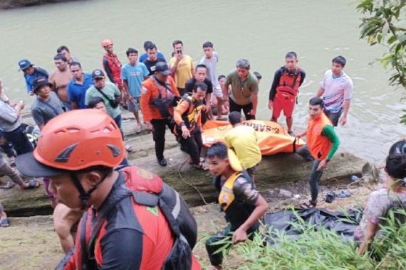 Dua Pria yang Tenggelam di Pemandian Deli Serdang Ditemukan Tak Bernyawa - JPNN.COM
