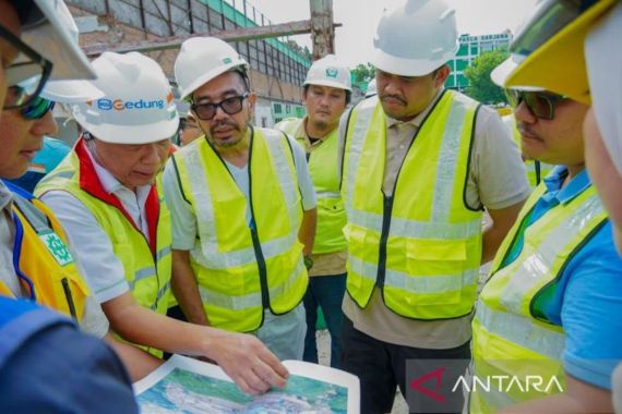 Bobby Nasution Berharap Semua Pihak Bisa Berkolaborasi Demi Percepatan Pembangunan Stadion Teladan - JPNN.COM