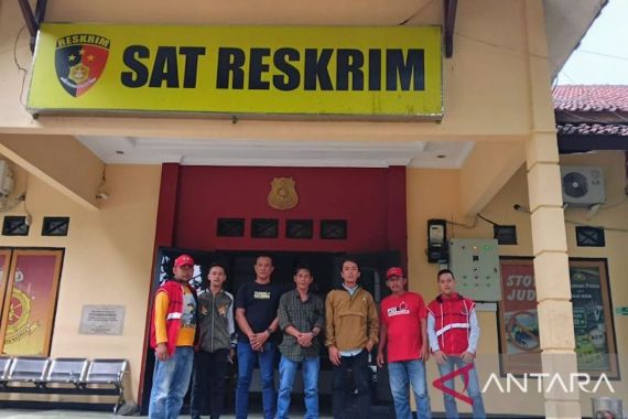 Murid SD Dicekik dan Dijambak Oknum Guru POJK, Begini Kronologinya - JPNN.COM