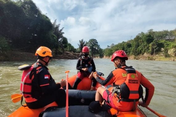 Nuryanto Hilang Tenggelam di Sungai Ogan, Begini Kejadiannya - JPNN.COM
