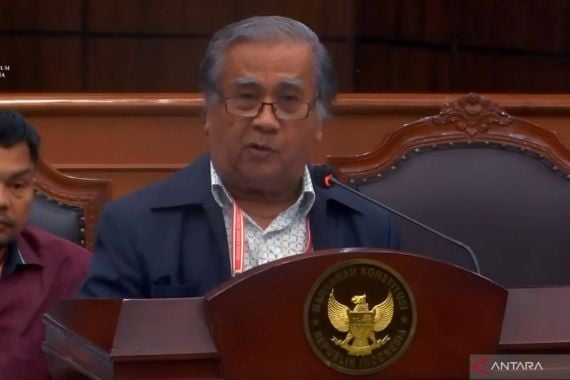 Tegas, Mantan Hakim MK Bilang Pileg DPD Sumbar Tidak Sah, Ini Alasannya - JPNN.COM