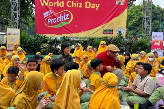 Ajak Ratusan Anak Indonesia, Prochiz Peringati Hari Keju Sedunia - JPNN.COM