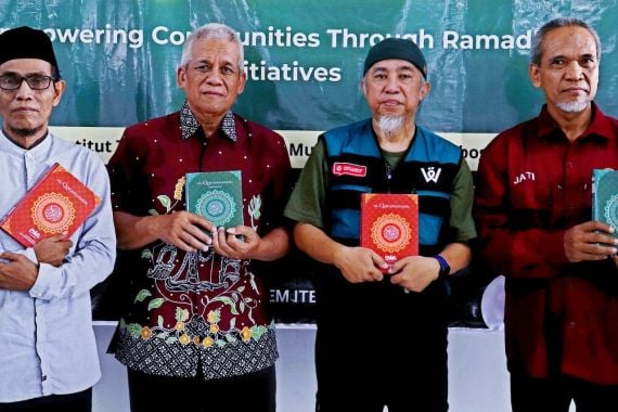 BWA Distribusikan 20 Ribu Al-Qur'an ke Pelosok Jawa Tengah dan Yogyakarta - JPNN.COM