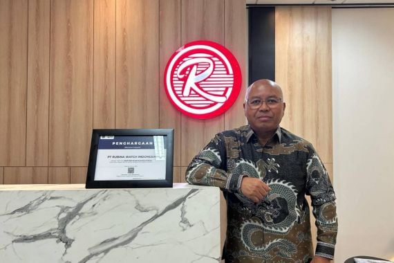 4 Tahun Beroperasi, PT Rubina Watch Indonesia Raih Penghargaan Patuh Pajak - JPNN.COM