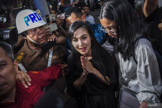 Kejagung Angkat Bicara soal Status Sandra Dewi di Kasus Korupsi Timah Rp 300 T - JPNN.COM