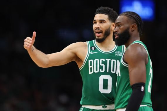 Final NBA: 6 dari 9 Ahli Pilih Boston Celtics Ketimbang Dallas Mavericks - JPNN.COM