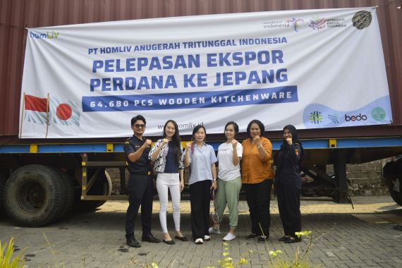 Ekspor Perdana Rp 2,3 M Buka Peluang Produk Kayu Yogyakarta Tembus Pasar Internasional - JPNN.COM