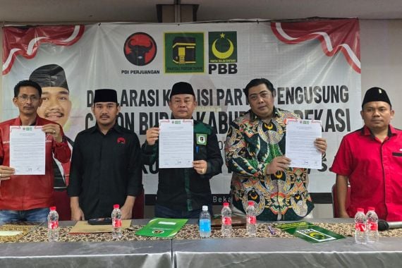 Bakal Calon Bupati Bekasi Ade Kuswara Didukung PDIP, PPP & PBB - JPNN.COM