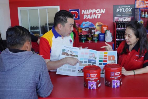 Permintaan Cat Tinggi, Nippon Paint Tambah Jaringan Toko Baru di Semarang - JPNN.COM