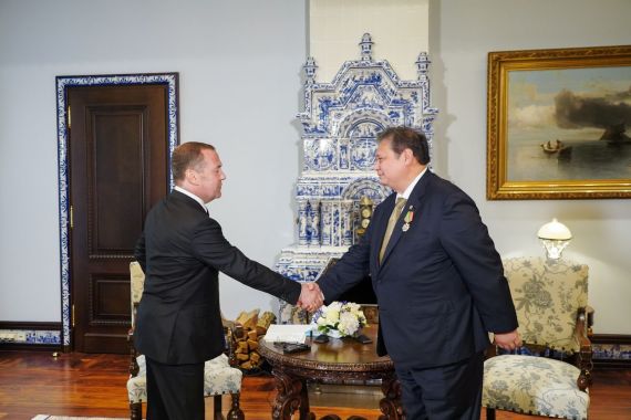 Airlangga Bertemu Dmitry Medvedev, Indonesia -Rusia Sepakat Perkuat Bilateral - JPNN.COM