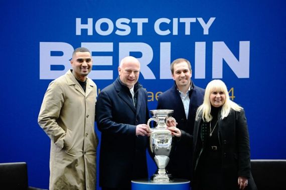 Boateng Resmi jadi Brand Ambassador untuk Berlin di EURO 2024 - JPNN.COM