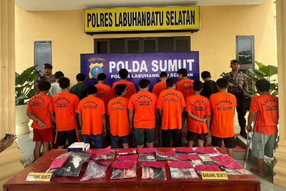 Polisi Tangkap 82 Pelaku Narkoba di Labuhanbatu Selatan - JPNN.COM