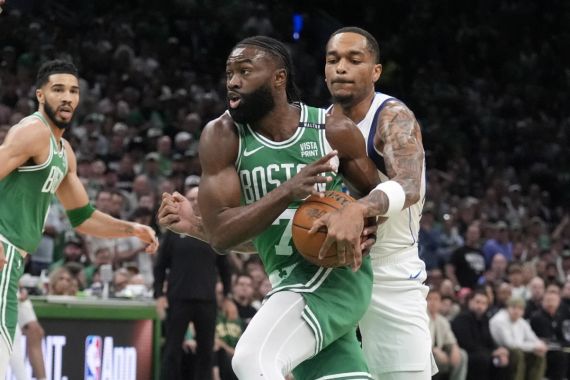 Pukul Dallas Mavericks 4-1, Boston Celtics Juara NBA 2024 - JPNN.COM