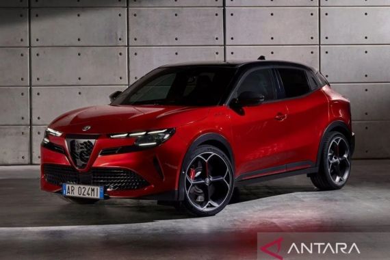 Alfa Romeo Junior Veloce Segera Mengaspal, Dibekali Motor Listrik 280 Hp - JPNN.COM