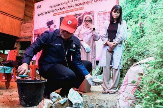 PT Semen Padang Kembangkan Destinasi Wisata Kampung Songket di Sawahlunto - JPNN.COM